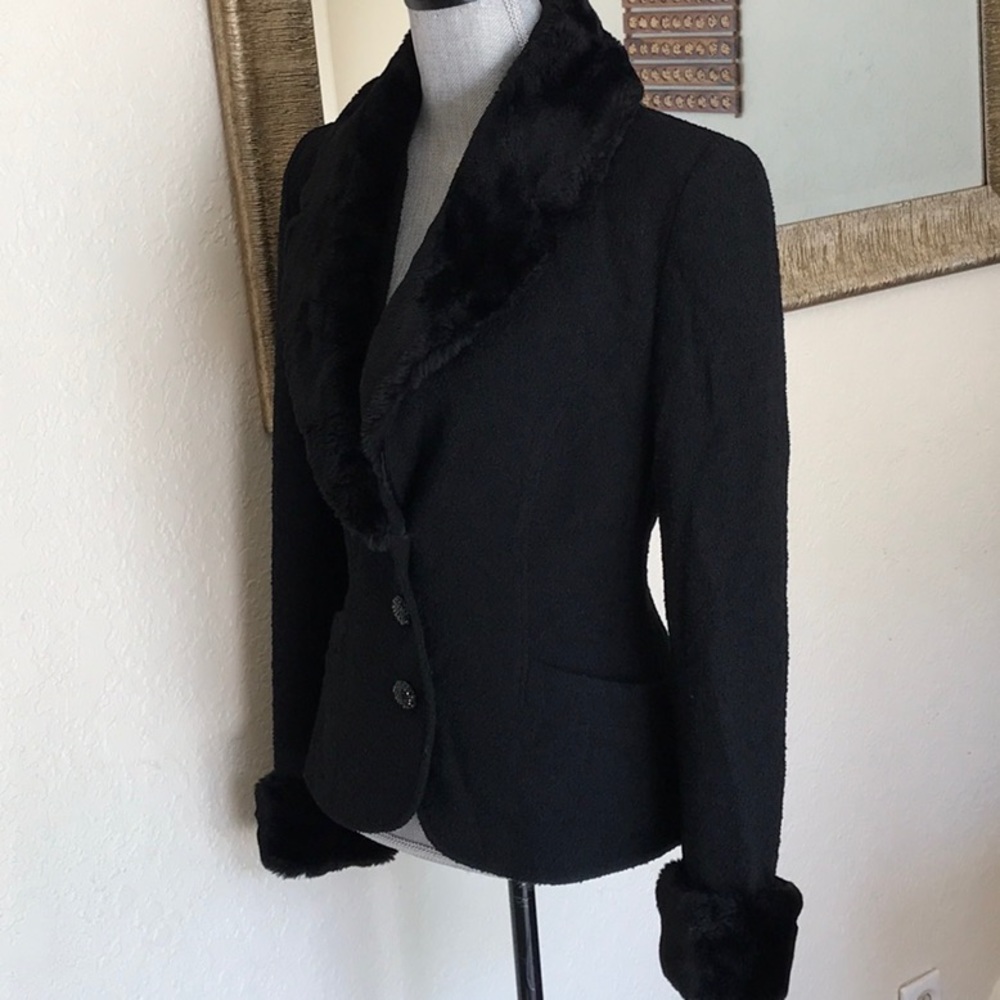 Jacket - Picture 4 of 7